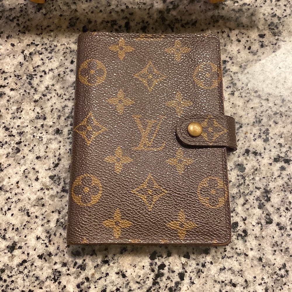 Louis Vuitton PM Agenda